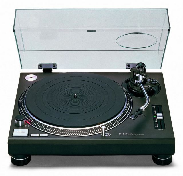 Technics SL-1210 MK2