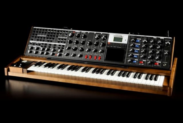 Moog Voyager XL
