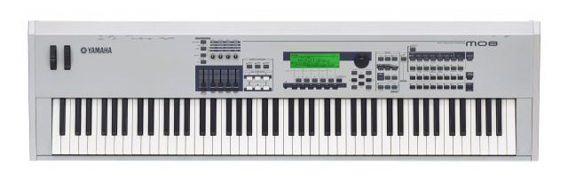 Yamaha MO8