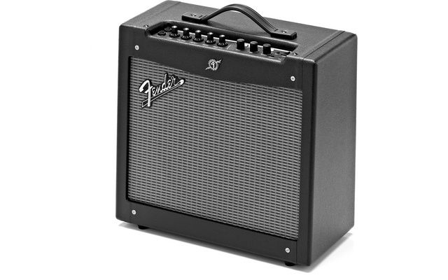 Fender Mustang II V.2