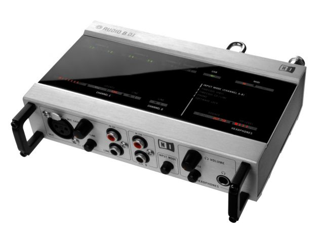 Native Instruments Audio 8 DJ