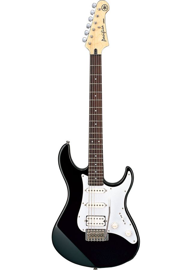 Yamaha Pacifica 012 BL