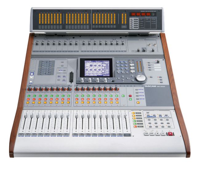 Tascam DM-3200