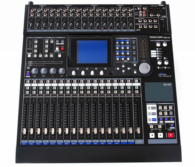 Tascam DM-24