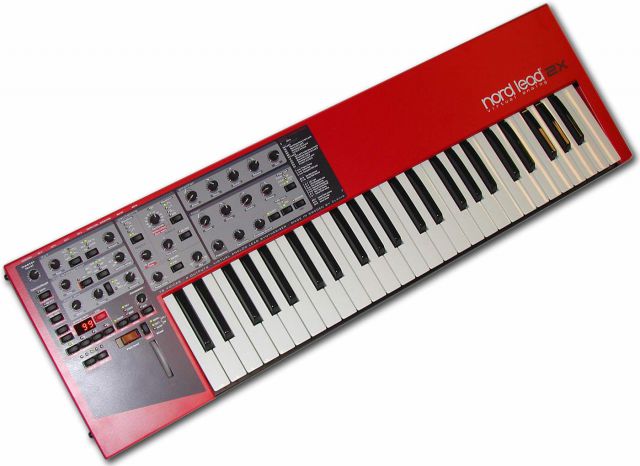 Clavia Nord Lead 2