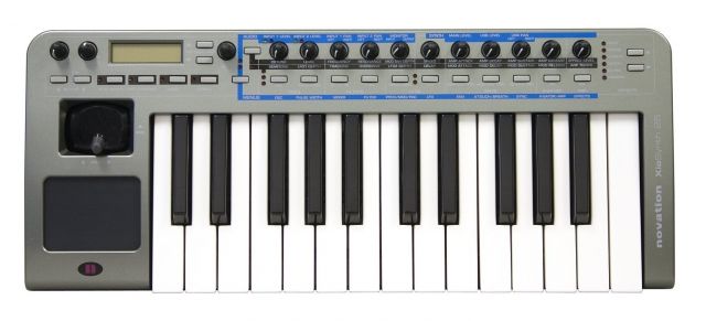 Novation XioSynth 25