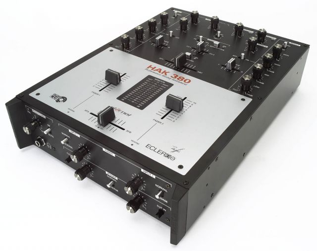 Ecler Hak 380