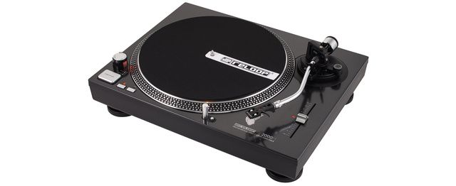 Reloop RP 2000M
