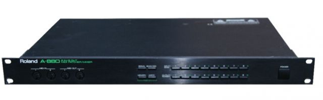 Roland A-880