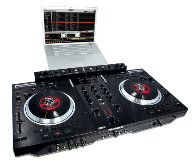 Numark NS7FX