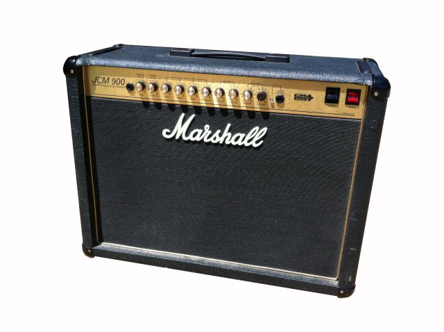 Marshall JCM900 combo