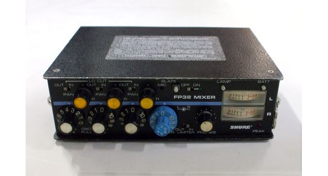Shure Mixer FP32