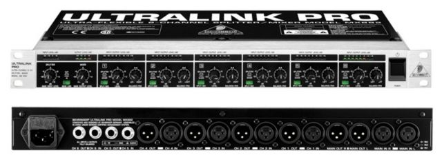 Behringer MX882