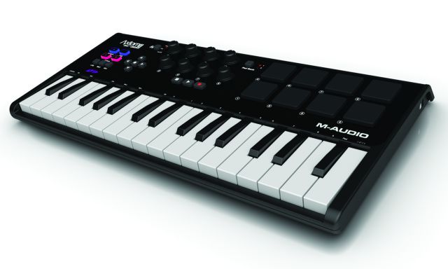 M-Audio Axiom AIR 32