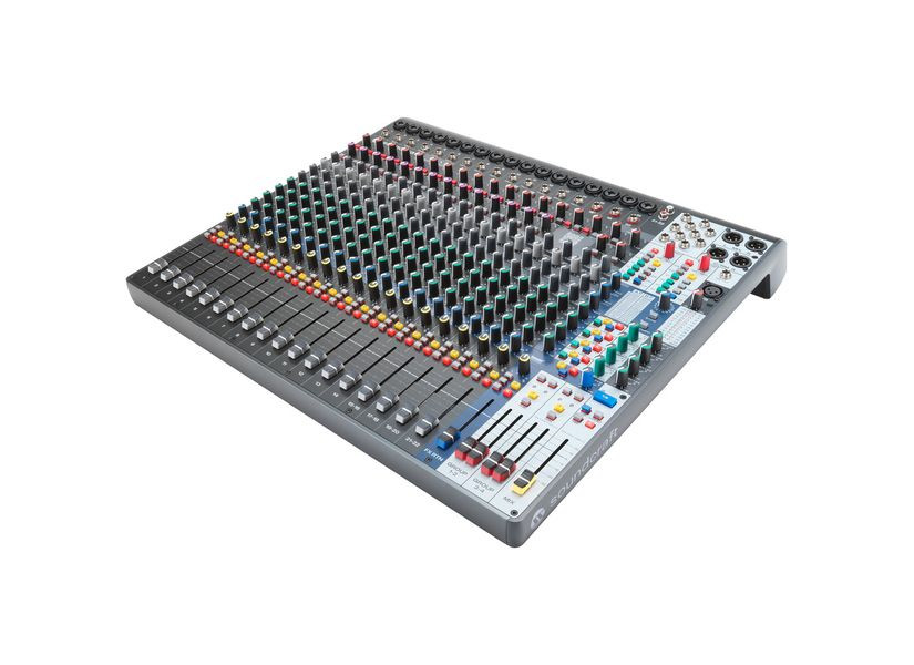 Soundcraft Signature Plus 22