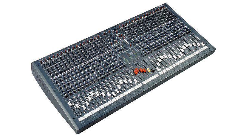 SoundCraft Spirit LX7