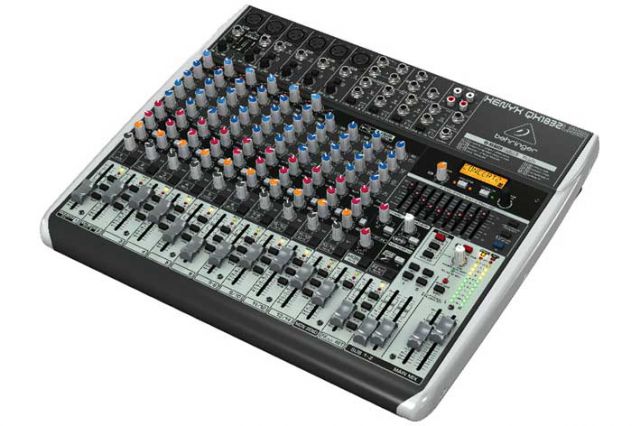 Behringer Xenyx QX1832USB