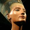 El beso de Nefertiti