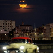 Havana Full Moon