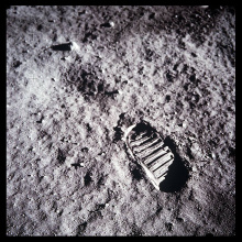 Party in the Apollo 11. (1989)